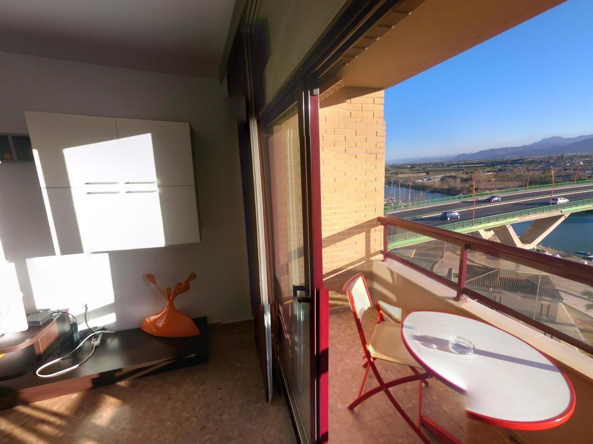 Apartamentos Milenio Cullera Bilik gambar
