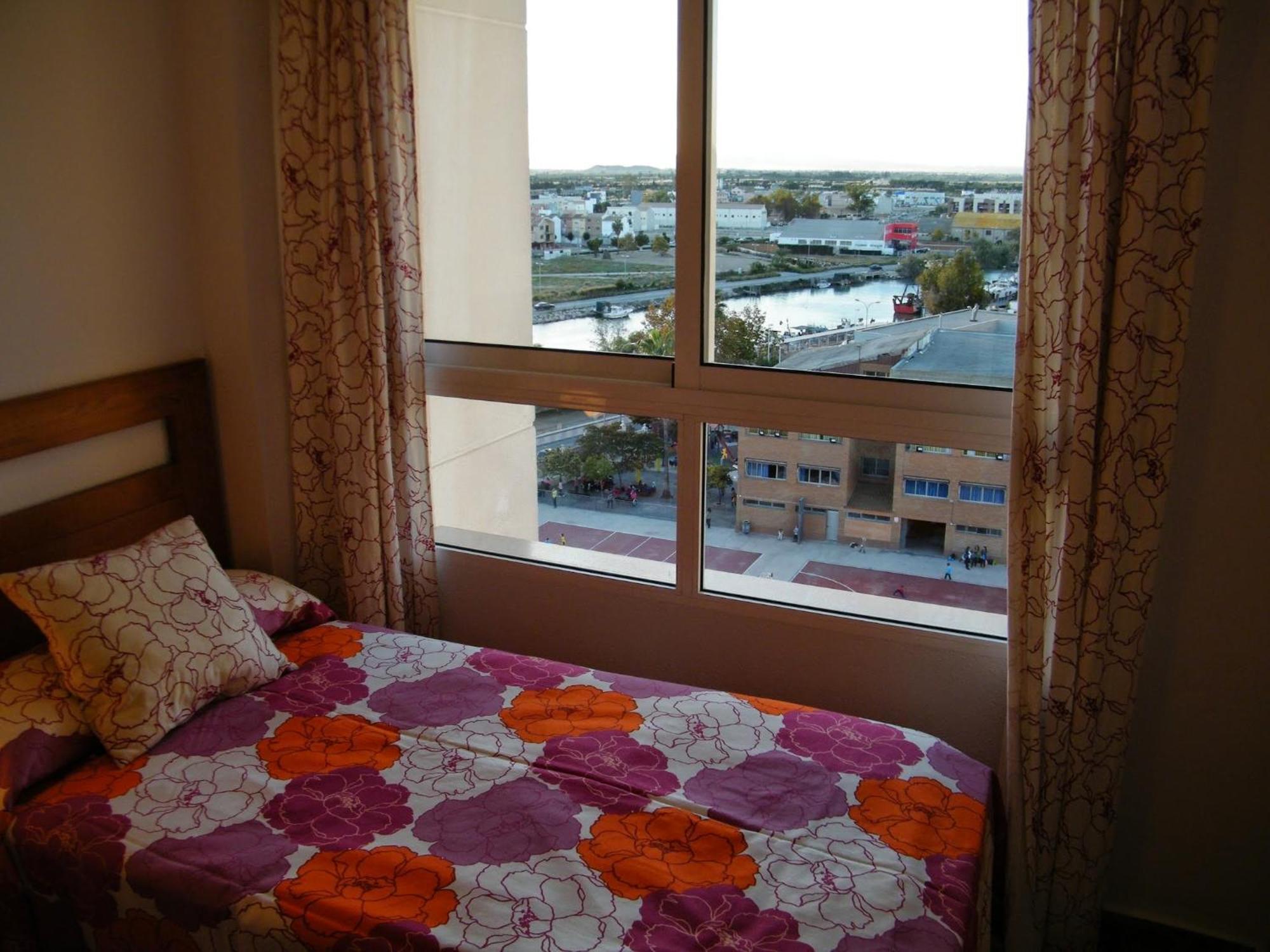 Apartamentos Milenio Cullera Bilik gambar