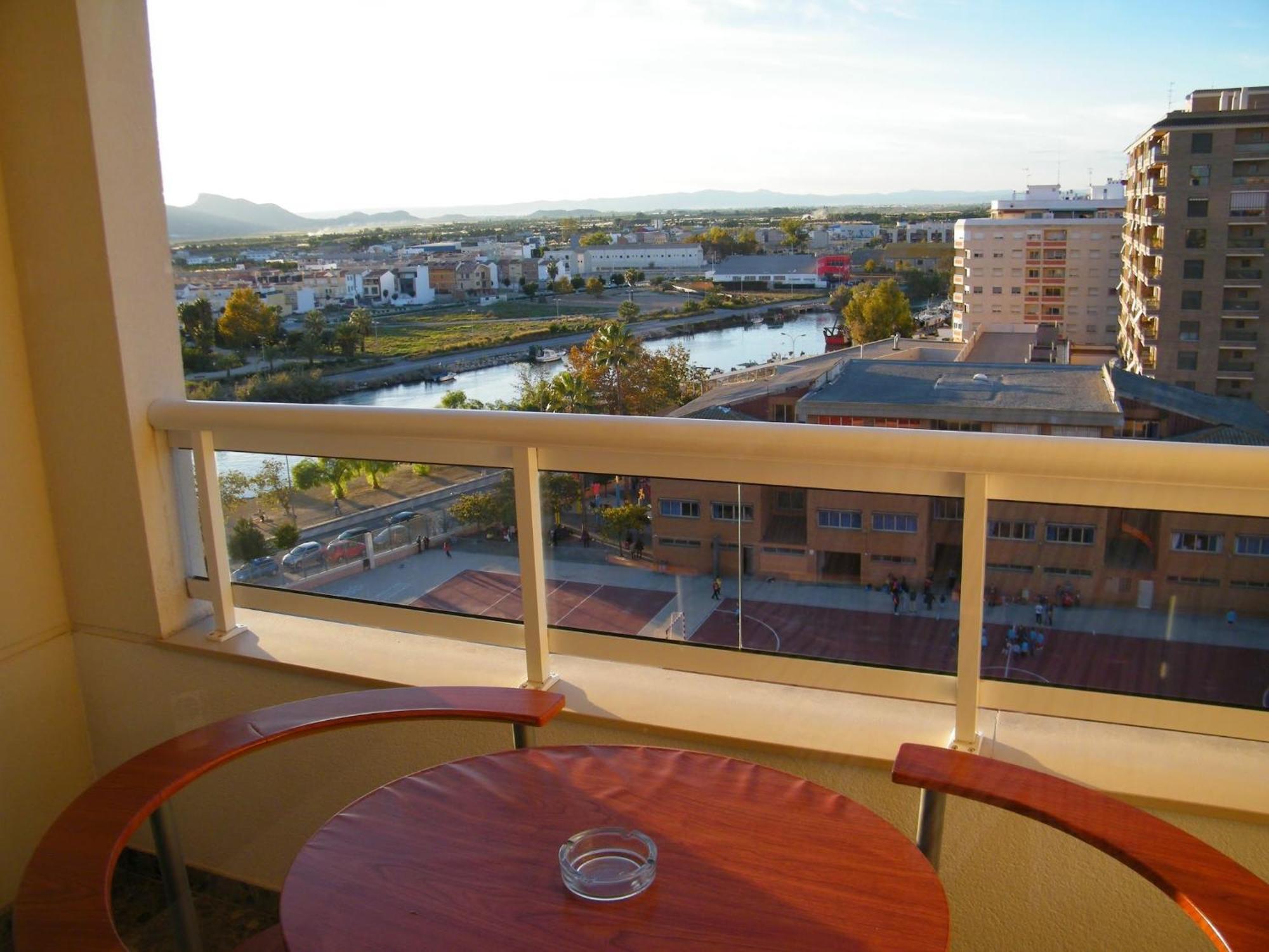 Apartamentos Milenio Cullera Bilik gambar